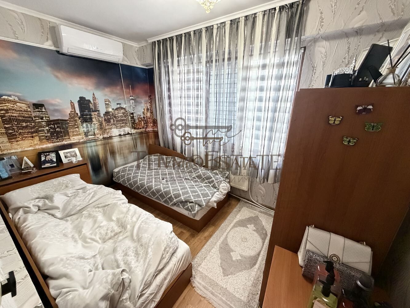 Продава тристаен апартамент жк. Експериментален
